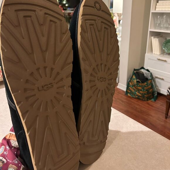 Men’s Ugg Maksim Black Suede Lace Up Boot Shoe Size 18 - Picture 7 of 9